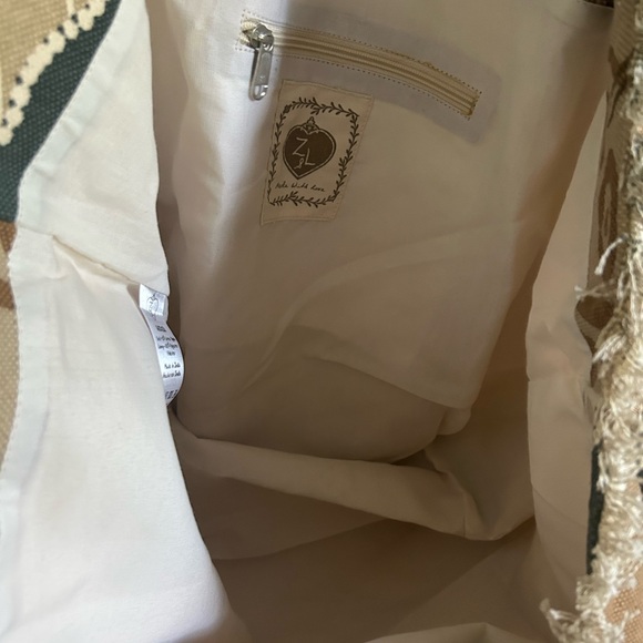 Artisan Fringed Tote Bag - Brown and Cream - Picture 6 of 11